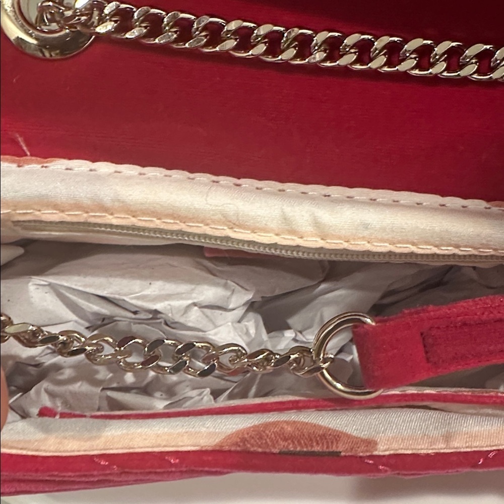 Fuchsia Pink (Hot Pink) Velvet Quilted Crossbody Bag with Bow - Picture 4 of 4